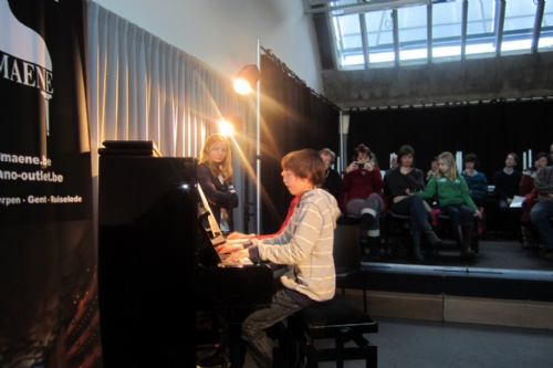 Piano Klas (1)